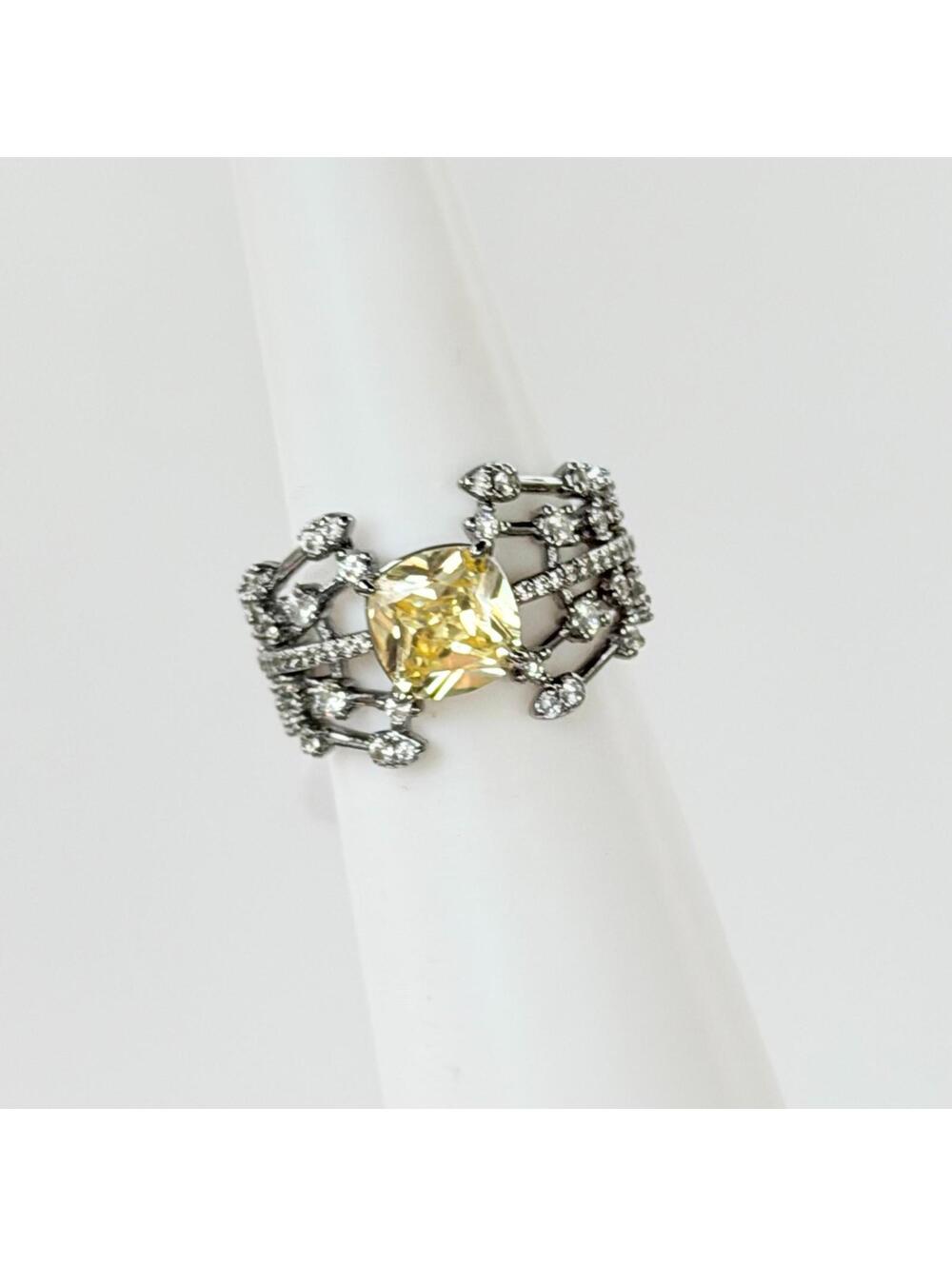 Bomb Party November Ring Sz 7 "The Halo You Chose" Citrine on Hematite